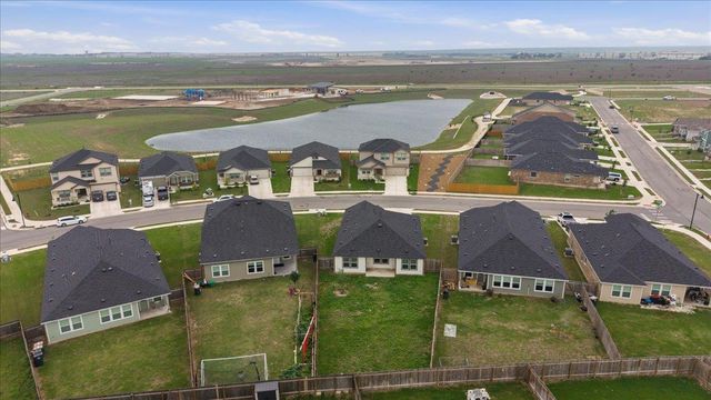 135 Agua Azul BND, Kyle, TX 78640