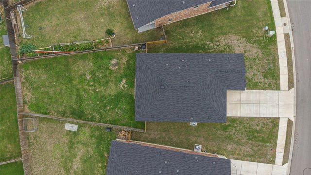 135 Agua Azul BND, Kyle, TX 78640