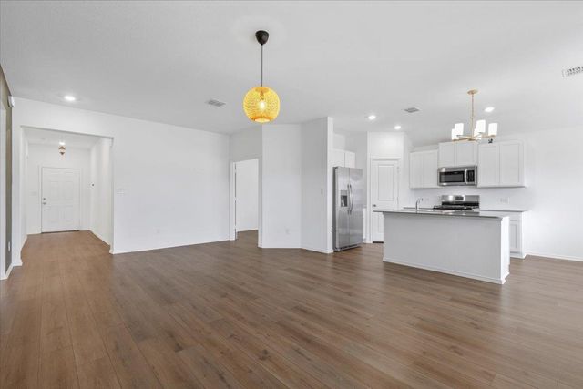 135 Agua Azul BND, Kyle, TX 78640