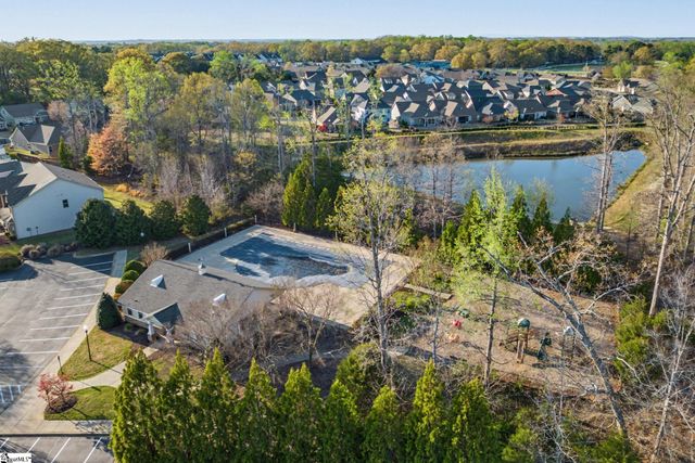 27 Briarhill Drive, Simpsonville, SC 29680