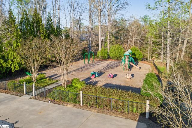 27 Briarhill Drive, Simpsonville, SC 29680