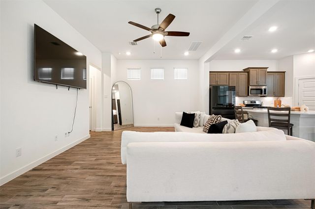12612 Penguin PATH, Manor, TX 78653