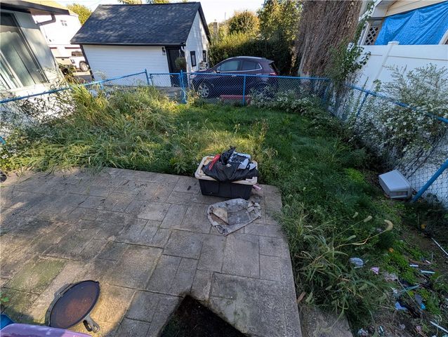 1123 8th Ave, New Brighton, PA 15066