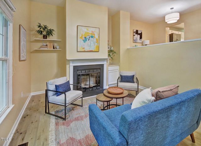 125 Mallard Court, Chapel Hill, NC 27517