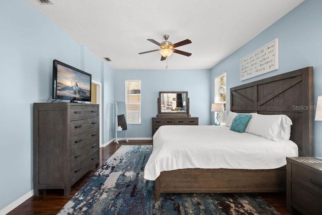 570 JOHNS LANDING WAY, Oakland, FL 34787