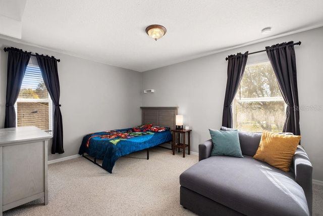 570 JOHNS LANDING WAY, Oakland, FL 34787