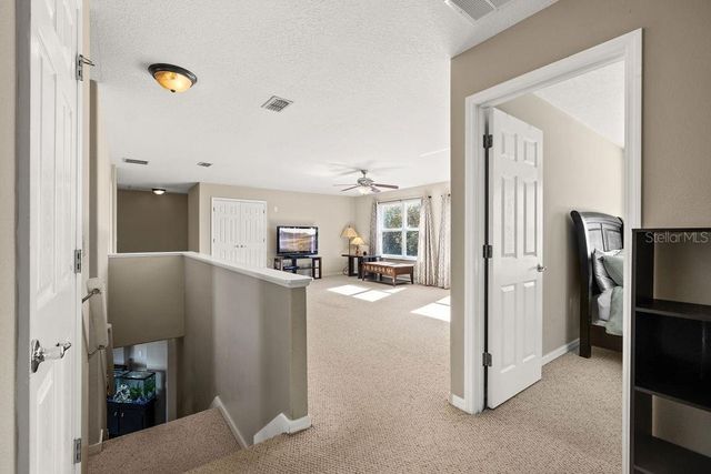 570 JOHNS LANDING WAY, Oakland, FL 34787