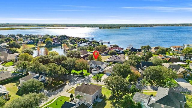 570 JOHNS LANDING WAY, Oakland, FL 34787