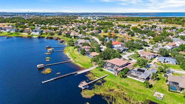 570 JOHNS LANDING WAY, Oakland, FL 34787