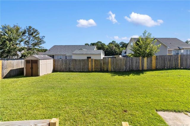 1516 Thoroughbred Trail, Parkton, NC 28371