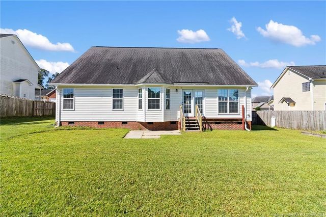 1516 Thoroughbred Trail, Parkton, NC 28371