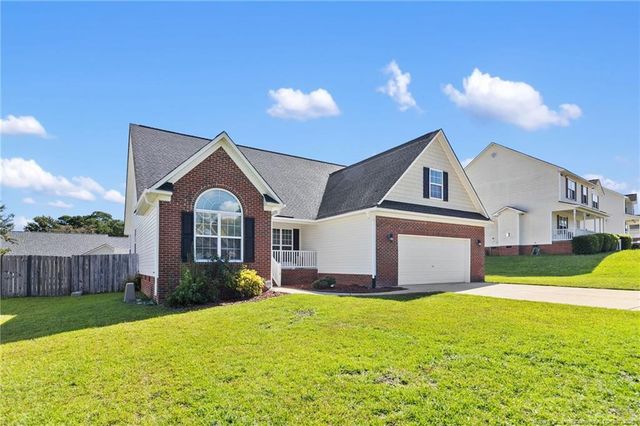 1516 Thoroughbred Trail, Parkton, NC 28371