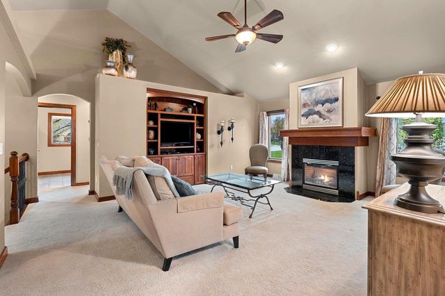 976 SPRINGFIELD DRIVE, De Pere, WI 54115