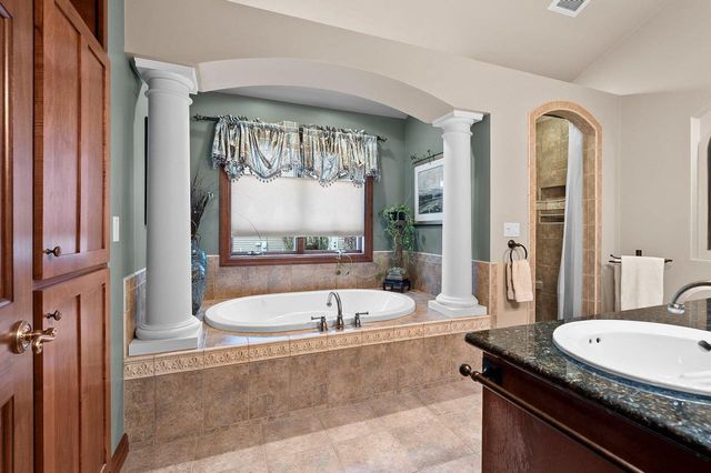 976 SPRINGFIELD DRIVE, De Pere, WI 54115