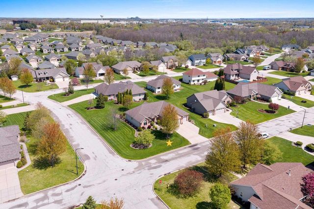976 SPRINGFIELD DRIVE, De Pere, WI 54115