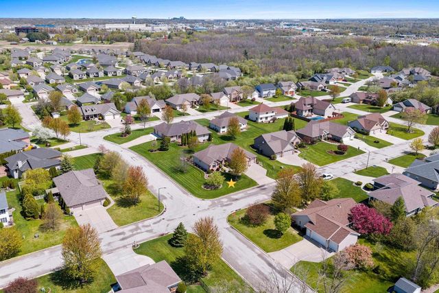 976 SPRINGFIELD DRIVE, De Pere, WI 54115