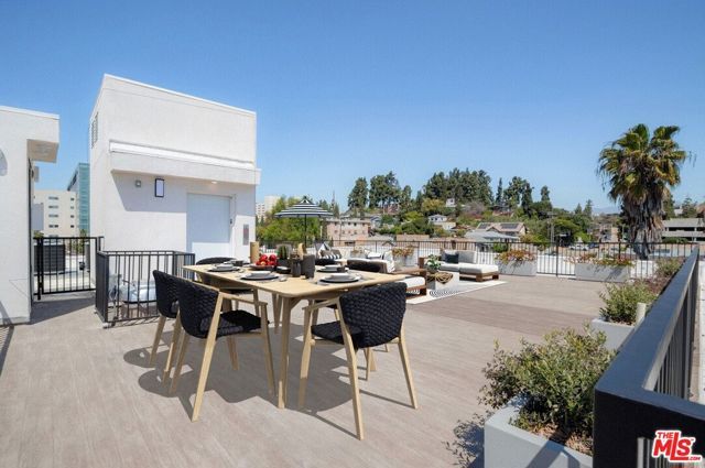 1126 N Cornwell Street 206, Los Angeles, CA 90033