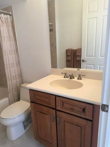 8288 NW 9th Avenue, Boca Raton, FL 33487