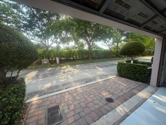 8288 NW 9th Avenue, Boca Raton, FL 33487