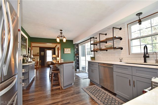 9540 Yvonne Drive, North Royalton, OH 44133