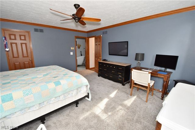 9540 Yvonne Drive, North Royalton, OH 44133