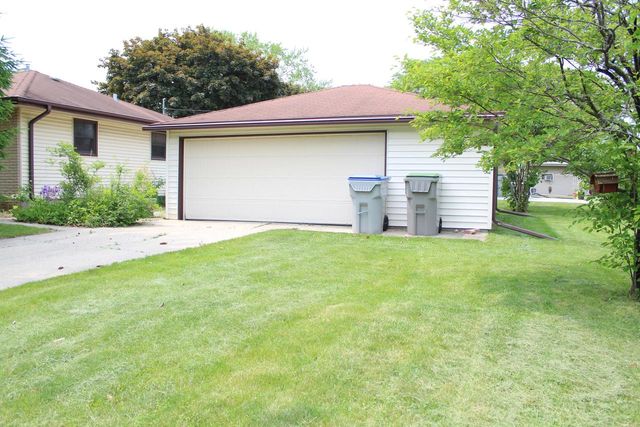 3726 W Birchwood AVENUE, Milwaukee, WI 53221