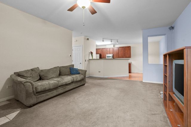 8815 Concord Lane G, Justice, IL 60458