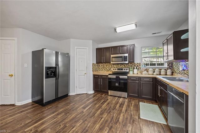 4134 Everett ST, Chesapeake, VA 23324