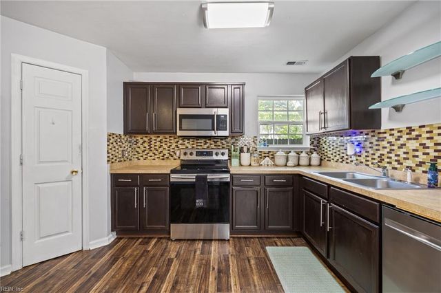 4134 Everett ST, Chesapeake, VA 23324