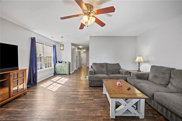 4134 Everett ST, Chesapeake, VA 23324