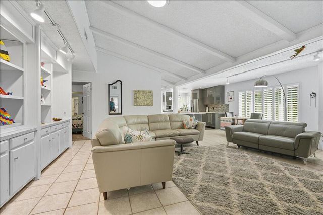 73974 Zircon Circle W, Palm Desert, CA 92260