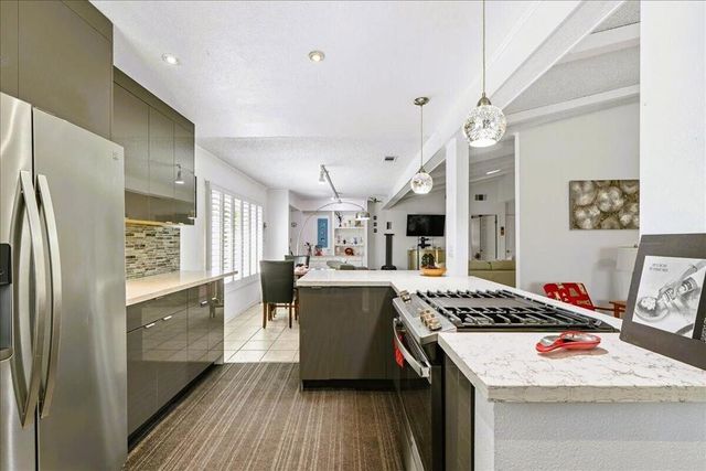 73974 Zircon Circle W, Palm Desert, CA 92260