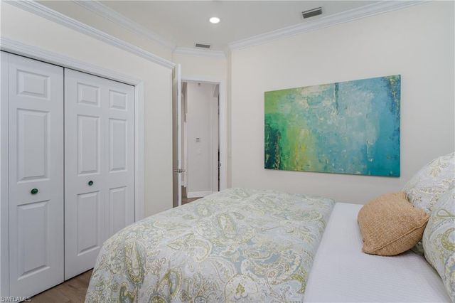 6495 Waverly Green WAY, Naples, FL 34110