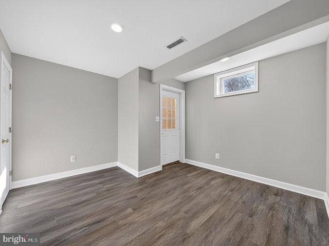 9534 FERNWOOD RD, Bethesda, MD 20817