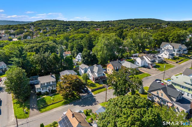 137 Fairlawn Avenue, Waterbury, CT 06705