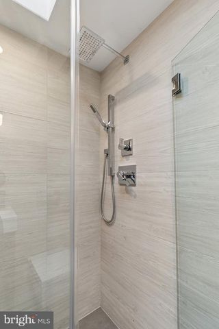 2424 WAVERLY ST, Philadelphia, PA 19146