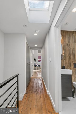 2424 WAVERLY ST, Philadelphia, PA 19146
