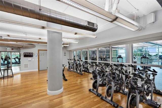 244 Biscayne Blvd 3704, Miami, FL 33132