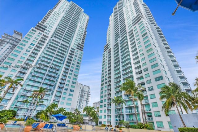 244 Biscayne Blvd 3704, Miami, FL 33132