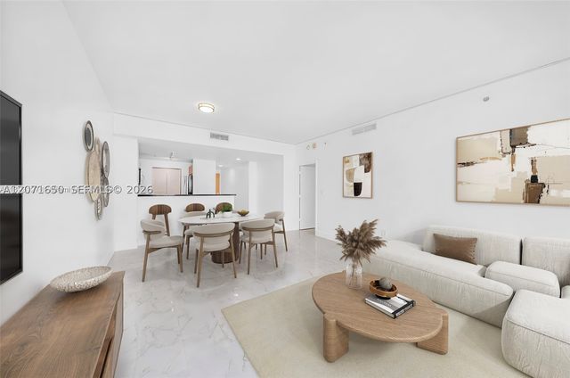 244 Biscayne Blvd 3704, Miami, FL 33132