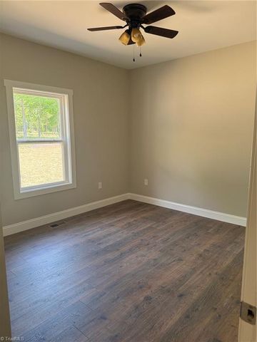 315 N Oakland Avenue, Eden, NC 27288