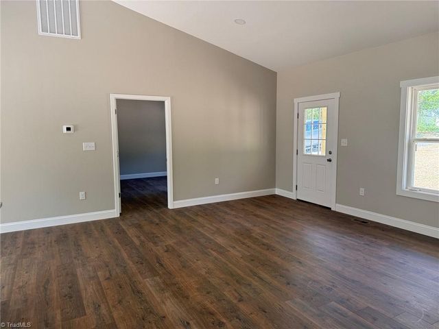 315 N Oakland Avenue, Eden, NC 27288