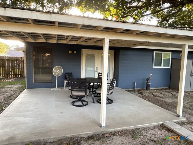 109 Nantucket Avenue, Victoria, TX 77904