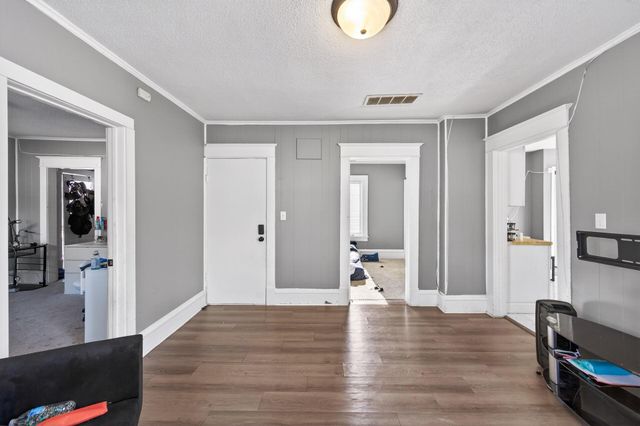 3208 19th Avenue S, Minneapolis, MN 55407