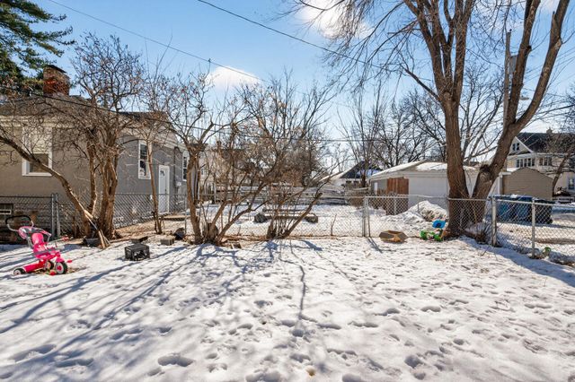 3208 19th Avenue S, Minneapolis, MN 55407