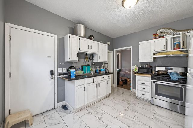 3208 19th Avenue S, Minneapolis, MN 55407