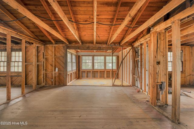 100 Williams Love Grove Ch Road, Hampstead, NC 28443