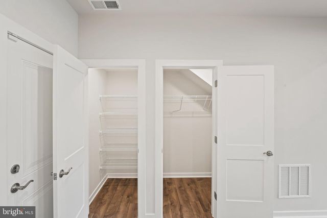 20364 NEWFOUNDLAND SQ, Ashburn, VA 20147