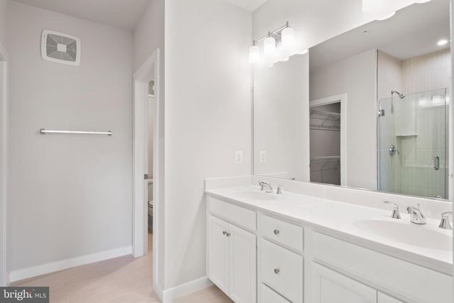 20364 NEWFOUNDLAND SQ, Ashburn, VA 20147