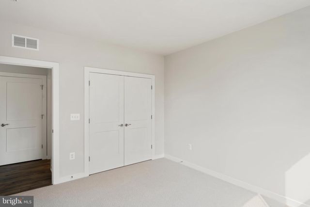 20364 NEWFOUNDLAND SQ, Ashburn, VA 20147